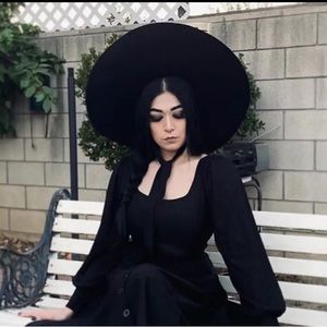 Foxblood Moon Bathing Hat